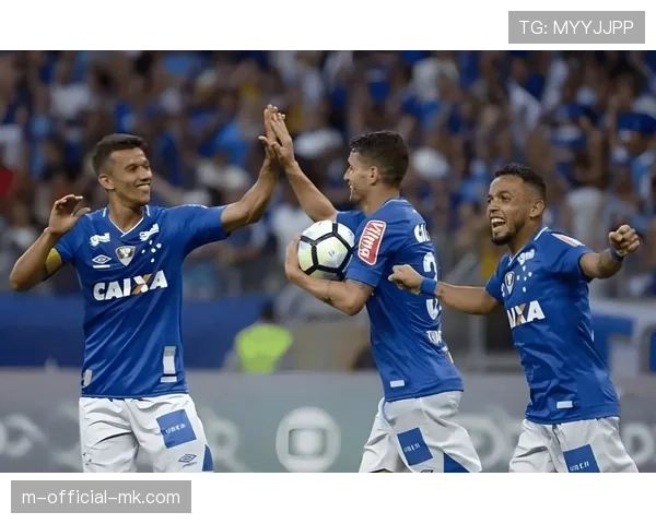 克鲁塞罗控球战术分析 热尔松与比利亚雷亚尔进攻连接